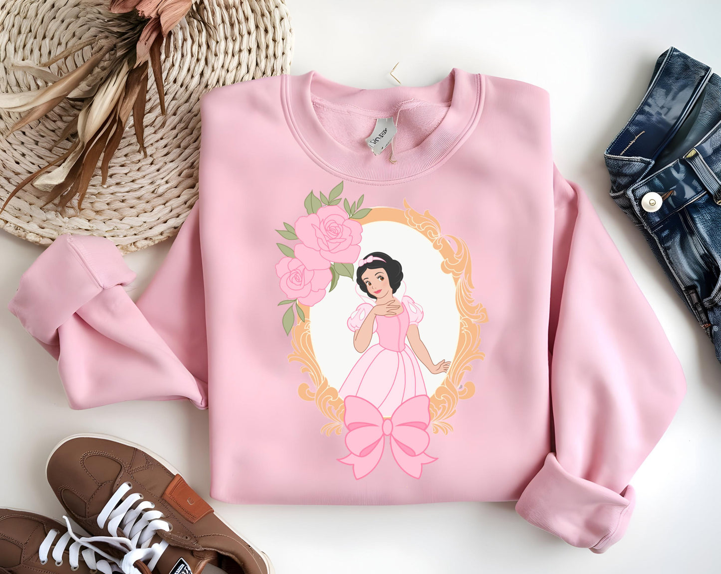 Coquette Disney Princess Snow White Sweatshirt, Princess Sweater, Fairy Tale Jumper, Magical Pullover, Fantasy Top